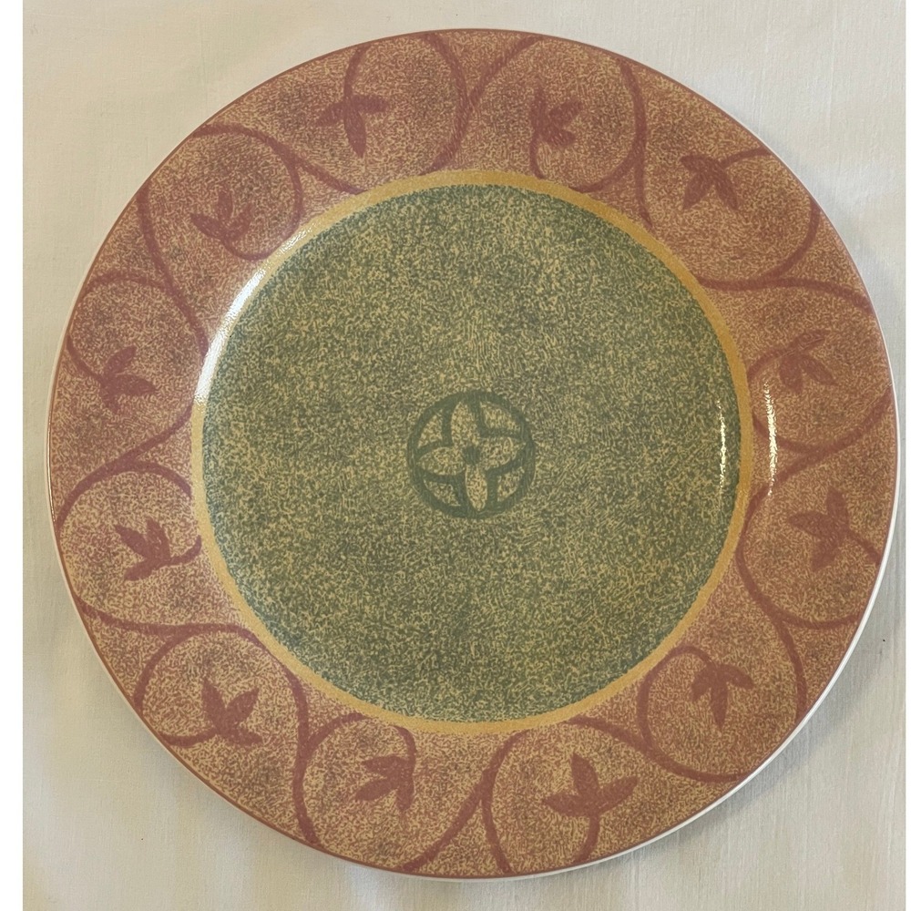 Sango Intrigue 4889 Dinner Plate Green Terracotta Scroll Vine Stoneware 10.75 in
